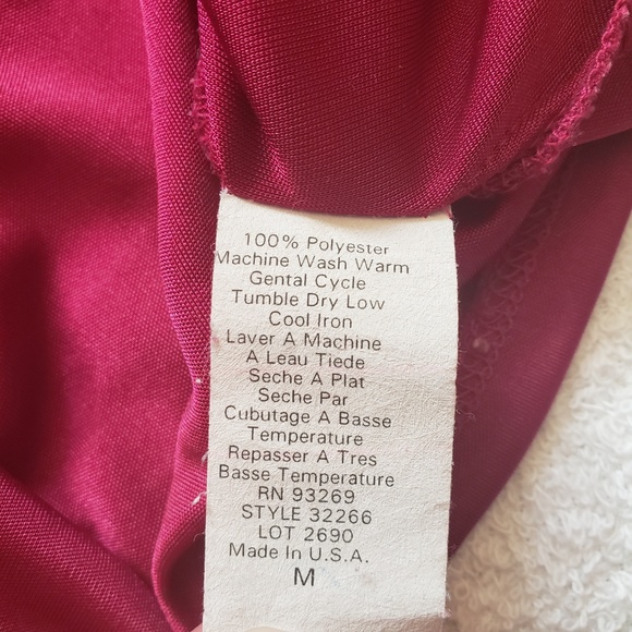 🐱Lux Fushia Blouse - Picture 5 of 5